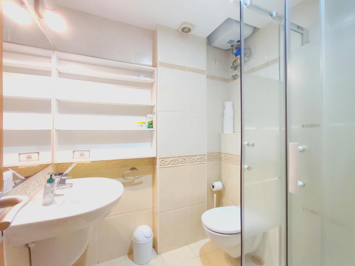 D10 Beach Apartment By Wave Properties Лас-Пальмас-де-Гран-Канария Экстерьер фото